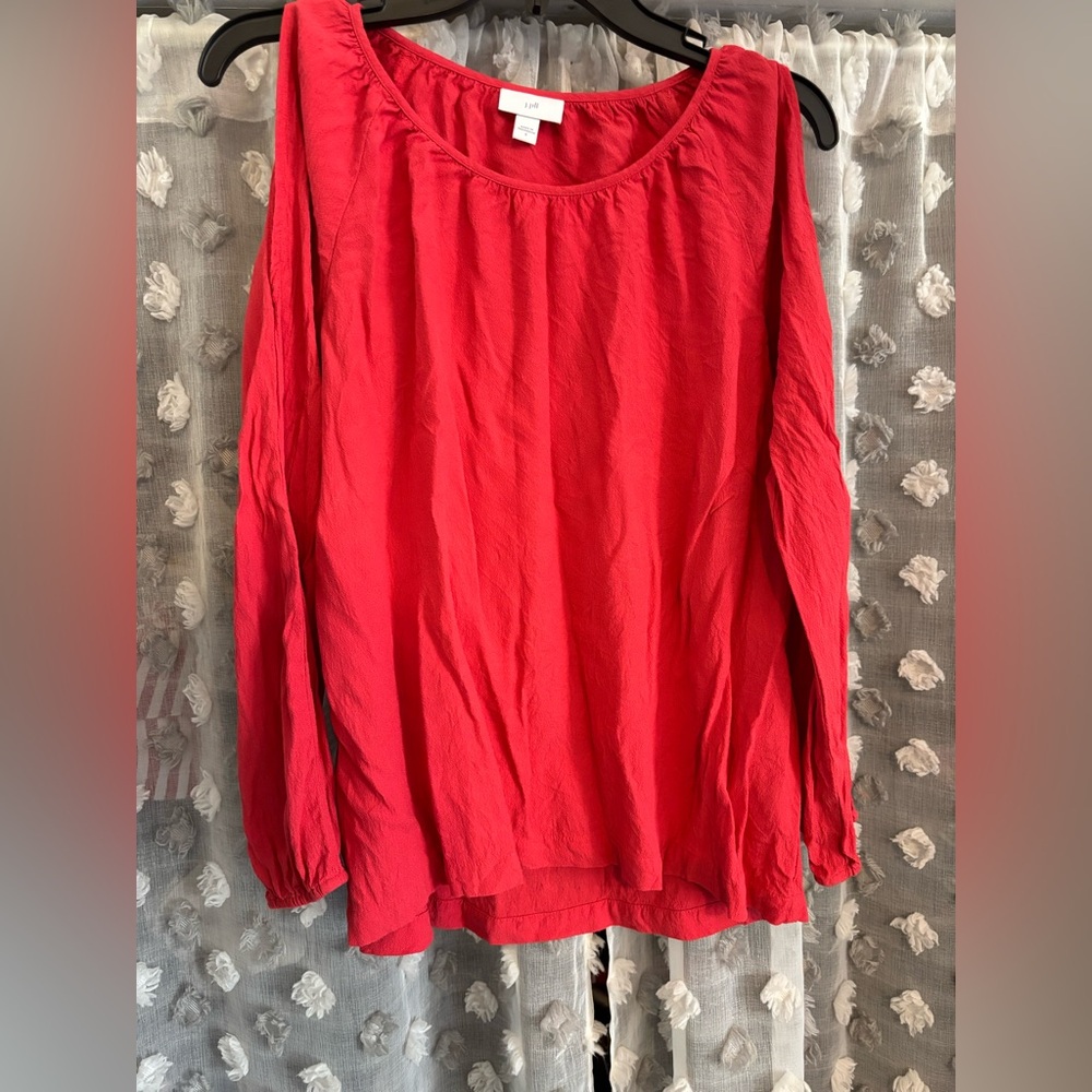 J. Jill Vibrant Coral/Red cold shoulder blouse!